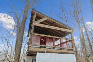 Hocking Hills Star Wars Treehouse